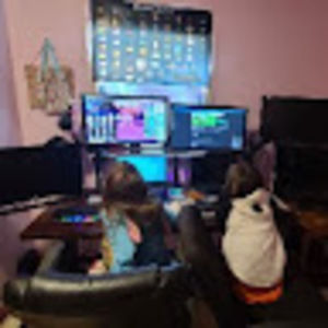 Meet your Posher, Nicholas